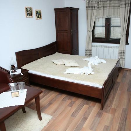 Oazis Guesthouse Lovech Luaran gambar