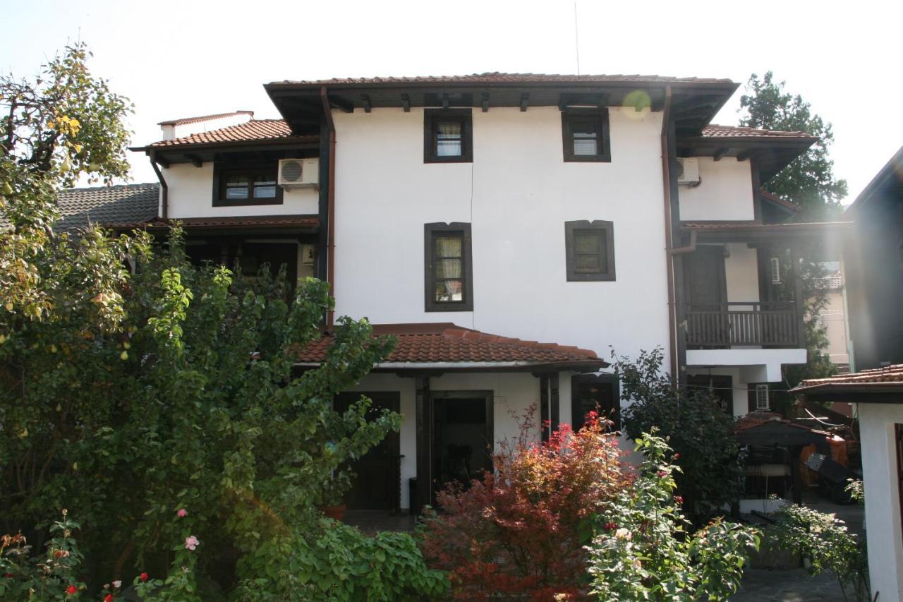 Oazis Guesthouse Lovech Luaran gambar