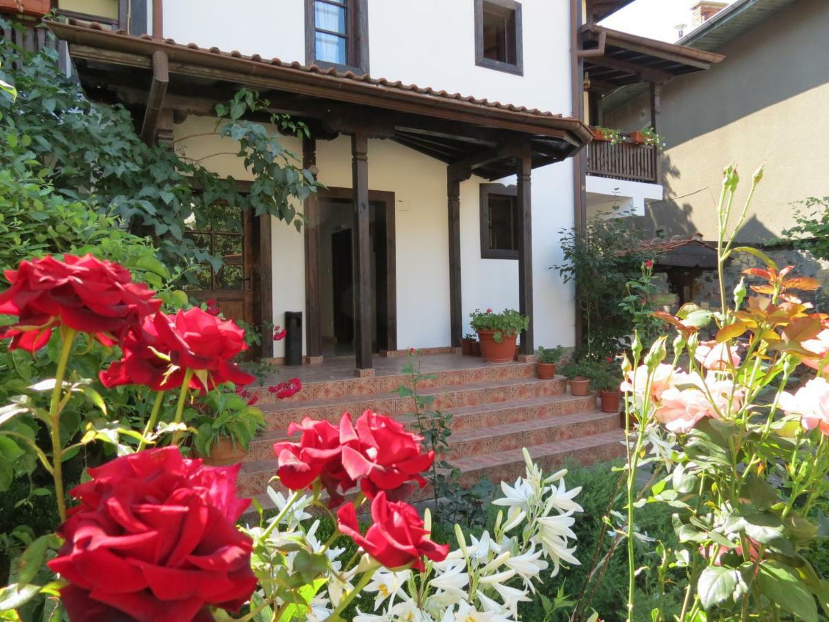 Oazis Guesthouse Lovech Luaran gambar