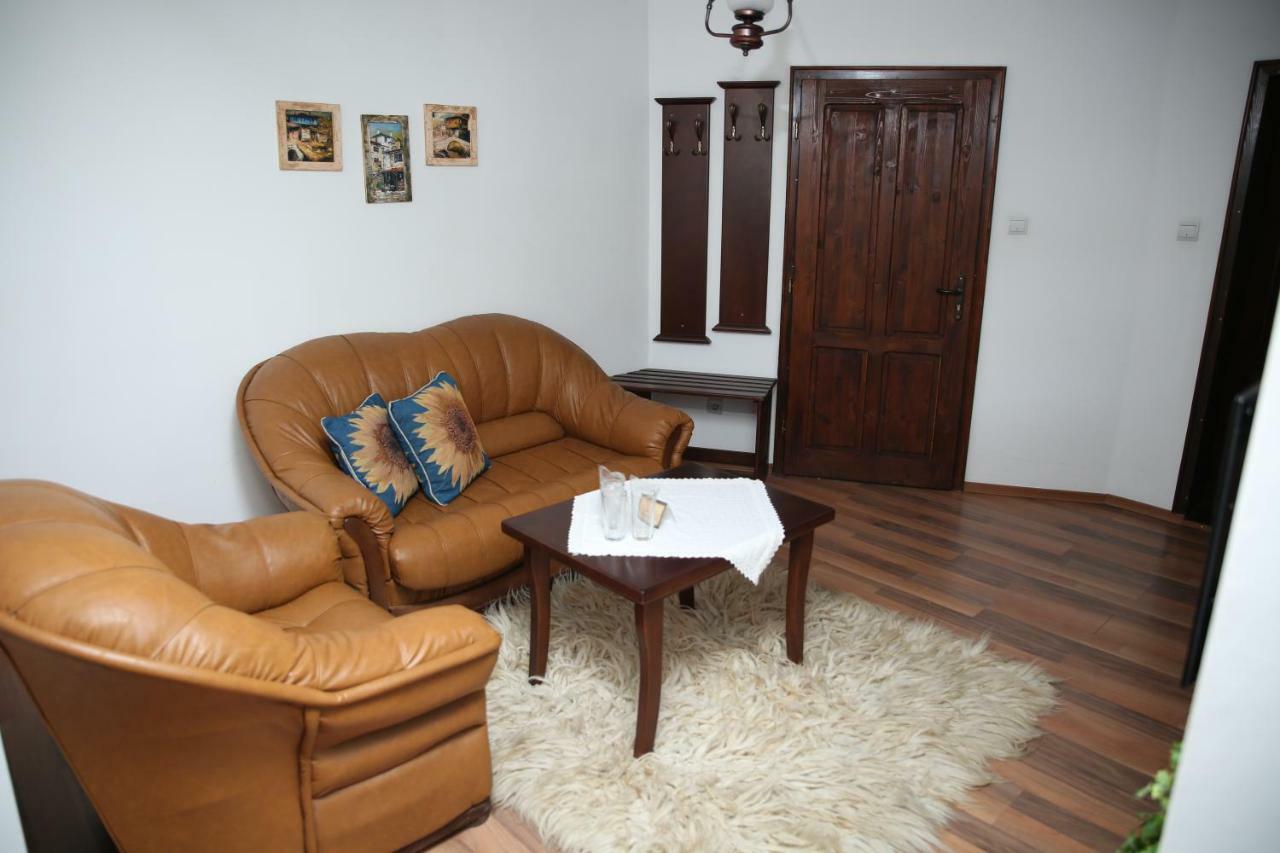 Oazis Guesthouse Lovech Luaran gambar